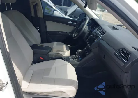 2020 Volkswagen Tiguan 2.0T Se/2.0T Se R-Line Black/2.0T Sel из США, поврежденный, VIN 3VV3B7AX6LM054238